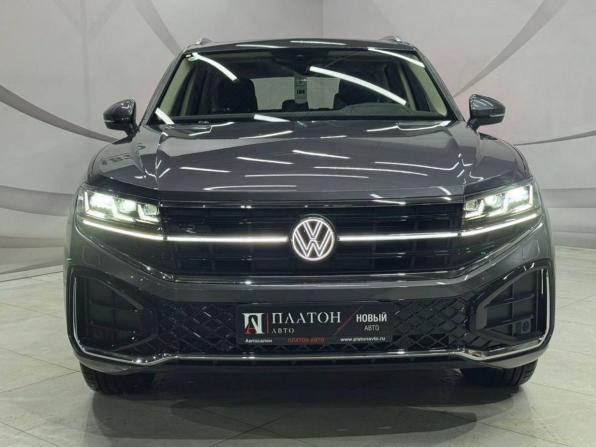 Новый Volkswagen Touareg III Рестайлинг 2025 года, цена 8 199 000 рублей, внедорожник, Автокод Объявления