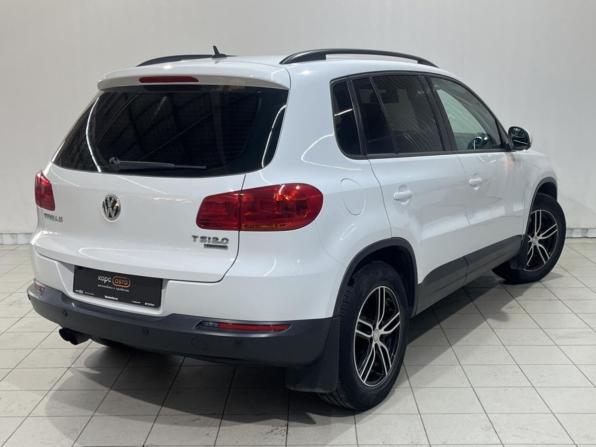 Volkswagen Tiguan I Рестайлинг с пробегом 2014 года, цена 1 708 000 рублей, 107594 км, внедорожник, Автокод Объявления