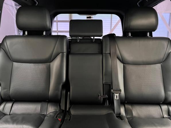 Lexus LX III Рестайлинг с пробегом 2014 года, цена 4 250 000 рублей, 211000 км, внедорожник, Автокод Объявления