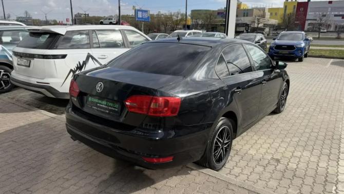 Volkswagen Jetta VI с пробегом 2013 года, цена 894 000 рублей, 284896 км, седан, Автокод Объявления