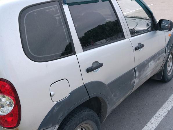 Chevrolet Niva I с пробегом 2009 года, цена 370 000 рублей, 75000 км, внедорожник, Автокод Объявления