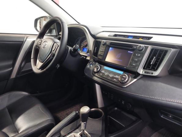 Toyota RAV4 IV (XA40) с пробегом 2013 года, цена 1 850 000 рублей, 181385 км, внедорожник, Автокод Объявления