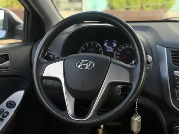 Hyundai Solaris I Рестайлинг с пробегом 2016 года, цена 820 000 рублей, 194205 км, седан, Автокод Объявления