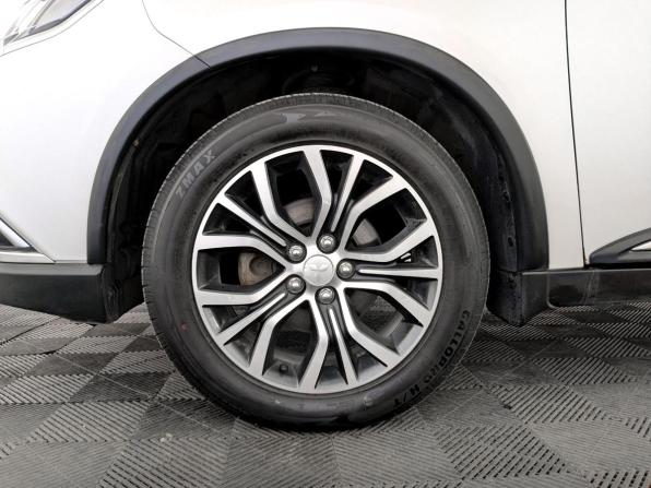 Mitsubishi Outlander III Рестайлинг 2 с пробегом 2018 года, цена 1 875 000 рублей, 213152 км, внедорожник, Автокод Объявления