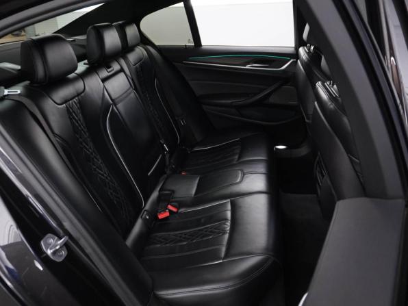 BMW 5 серии VII (G30/G31/G38) с пробегом 2017 года, цена 3 648 454 рубля, 140841 км, седан, Автокод Объявления