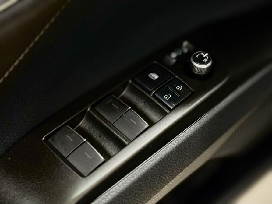 Toyota Camry VIII (XV70) Рестайлинг Вологда  - изображение 17