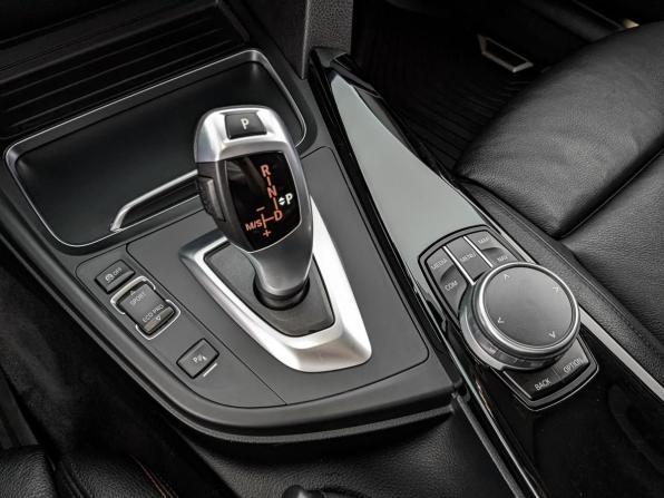 BMW 3 серии VI (F3x) Рестайлинг с пробегом 2018 года, цена 2 690 000 рублей, 99497 км, седан, Автокод Объявления
