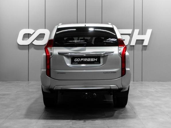 Mitsubishi Pajero Sport III с пробегом 2017 года, цена 2 299 000 рублей, 230033 км, внедорожник, Автокод Объявления