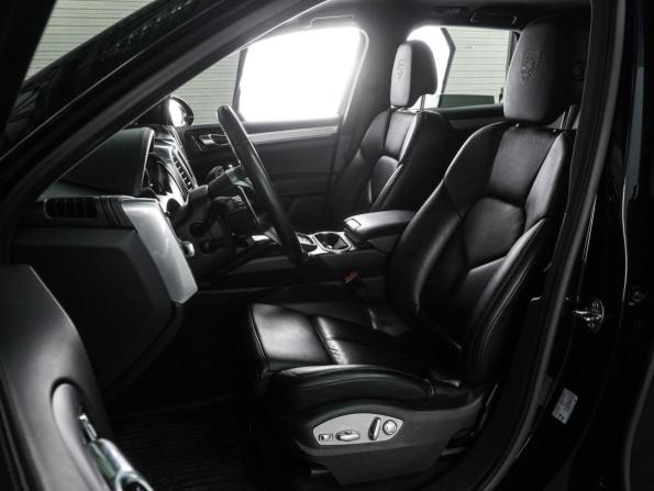 Porsche Cayenne II Рестайлинг (958) с пробегом 2014 года, цена 4 449 000 рублей, 166228 км, внедорожник, Автокод Объявления