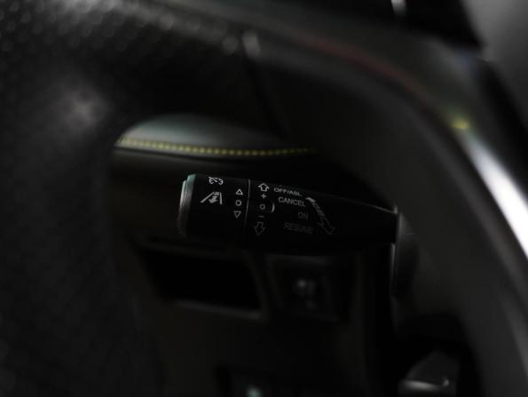 Roewe i5 I Рестайлинг с пробегом 2022 года, цена 1 199 000 рублей, 43200 км, седан, Автокод Объявления