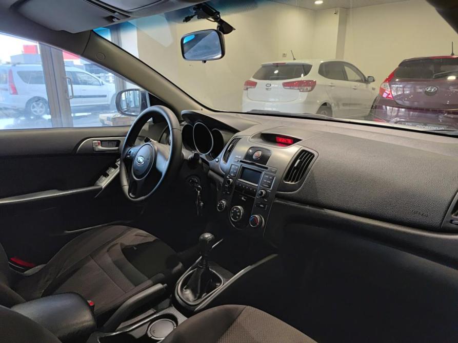 Kia Cerato II Казань  - изображение 13