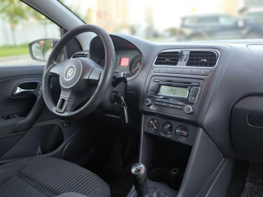 Volkswagen Polo V Санкт-Петербург  - изображение 12