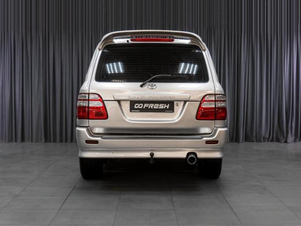 Toyota Land Cruiser 100 Series с пробегом 2001 года, цена 1 529 000 рублей, 558274 км, внедорожник, Автокод Объявления