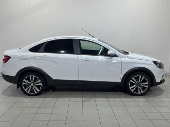 Lada (ВАЗ) Vesta I с пробегом 2018 года, цена 890 300 рублей, 91456 км, седан, Автокод Объявления