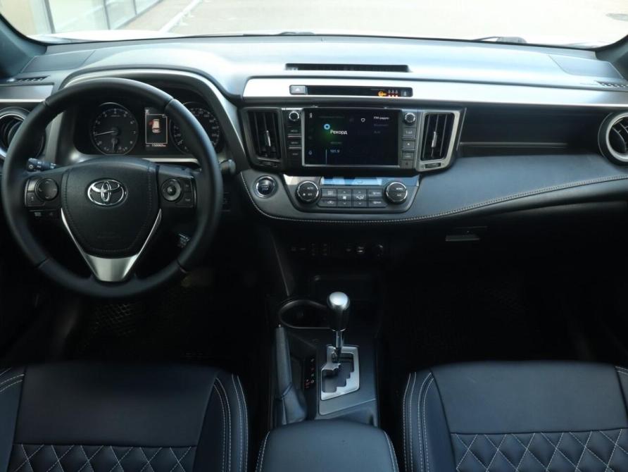 Toyota RAV4 IV (XA40) Рестайлинг Казань  - изображение 7