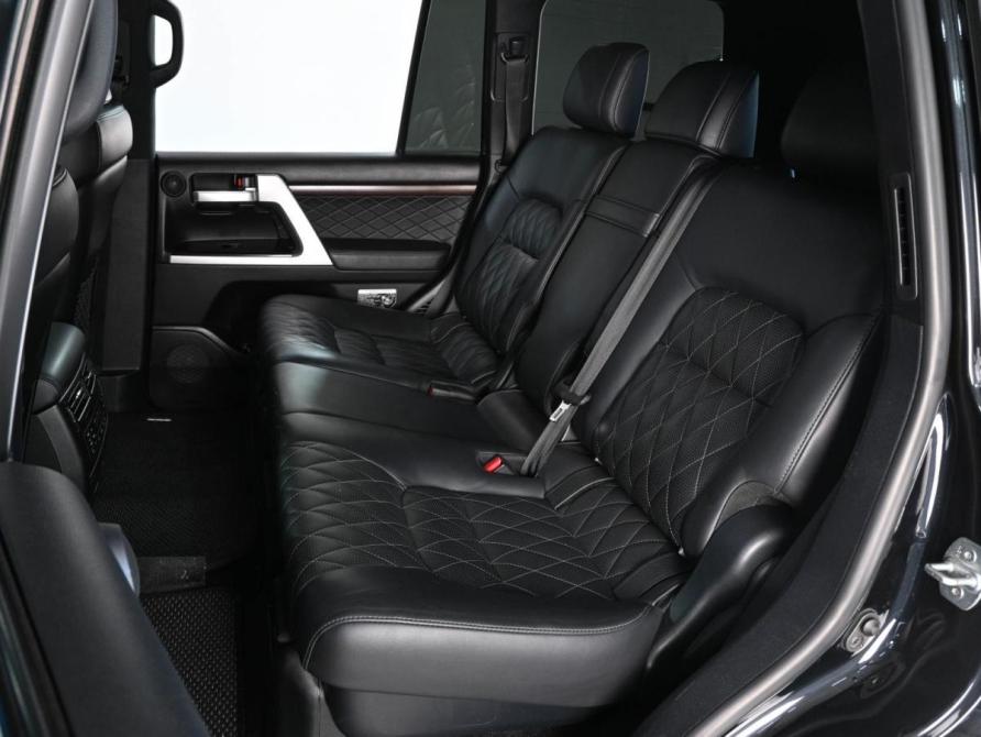 Toyota Land Cruiser 200 Series Рестайлинг 2 Ростов-на-Дону  - изображение 9