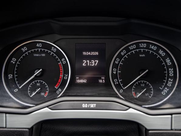 Skoda Superb III с пробегом 2016 года, цена 1 828 000 рублей, 184842 км, лифтбек, Автокод Объявления