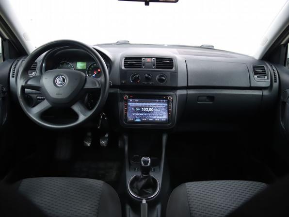Skoda Fabia II Рестайлинг с пробегом 2013 года, цена 330 000 рублей, 290078 км, хэтчбек, Автокод Объявления