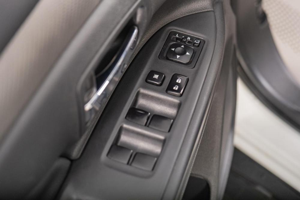 Mitsubishi Outlander III Рестайлинг Томск  - изображение 8