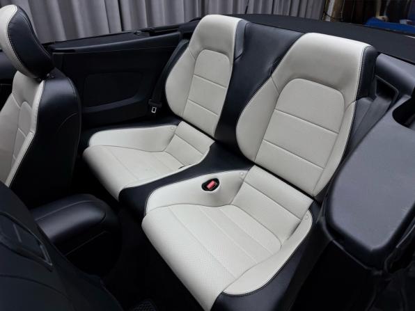 Ford Mustang VI Рестайлинг с пробегом 2022 года, цена 3 599 000 рублей, 64263 км, кабриолет, Автокод Объявления
