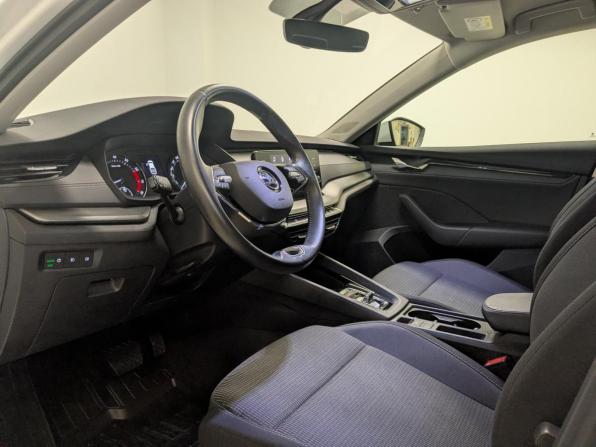 Skoda Octavia IV (A8) с пробегом 2021 года, цена 2 410 000 рублей, 39440 км, лифтбек, Автокод Объявления