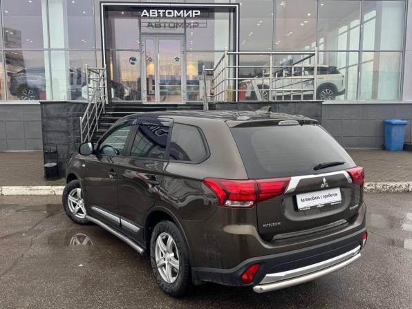 Mitsubishi Outlander III Рестайлинг 2 с пробегом 2018 года, цена 1 955 000 рублей, 57631 км, внедорожник, Автокод Объявления