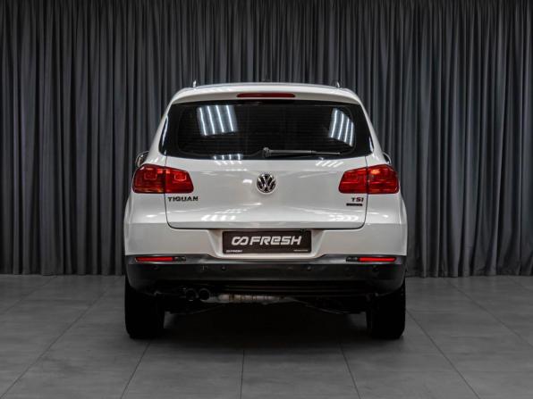 Volkswagen Tiguan I Рестайлинг с пробегом 2013 года, цена 1 089 000 рублей, 231944 км, внедорожник, Автокод Объявления