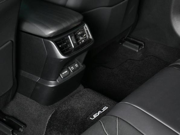 Lexus ES VII с пробегом 2021 года, цена 5 375 000 рублей, 51820 км, седан, Автокод Объявления