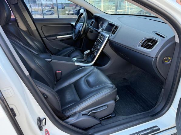 Volvo S60 II с пробегом 2012 года, цена 930 000 рублей, 185420 км, седан, Автокод Объявления