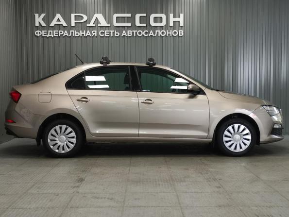 Skoda Rapid II с пробегом 2021 года, цена 1 620 000 рублей, 90969 км, лифтбек, Автокод Объявления
