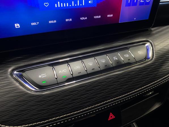 Haval Jolion I Рестайлинг с пробегом 2025 года, цена 2 450 000 рублей, 8987 км, внедорожник, Автокод Объявления