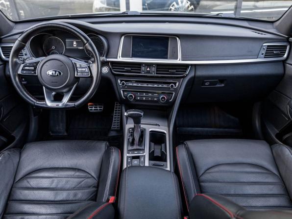 Kia Optima IV Рестайлинг с пробегом 2018 года, цена 1 999 854 рубля, 119156 км, седан, Автокод Объявления