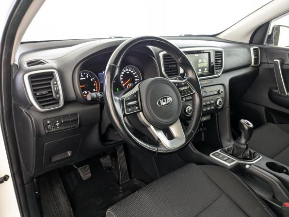 Kia Sportage IV Рестайлинг с пробегом 2019 года, цена 1 795 000 рублей, 170193 км, внедорожник, Автокод Объявления