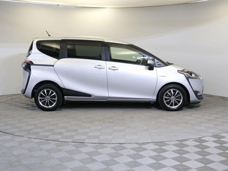 Toyota Sienta II Санкт-Петербург  - изображение 4
