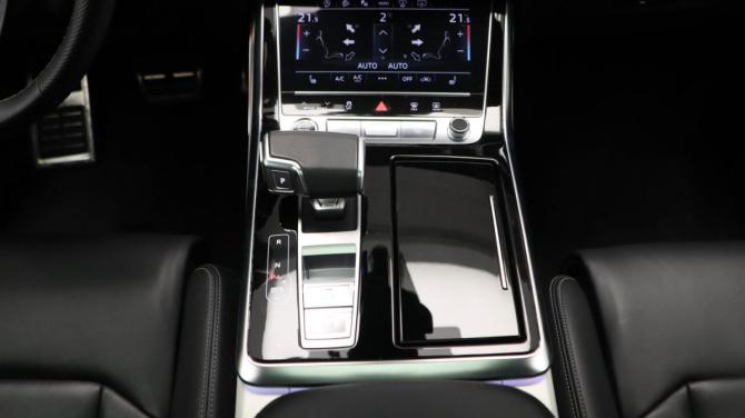 Audi Q8 I (4M) с пробегом 2022 года, цена 7 300 000 рублей, 98933 км, внедорожник, Автокод Объявления