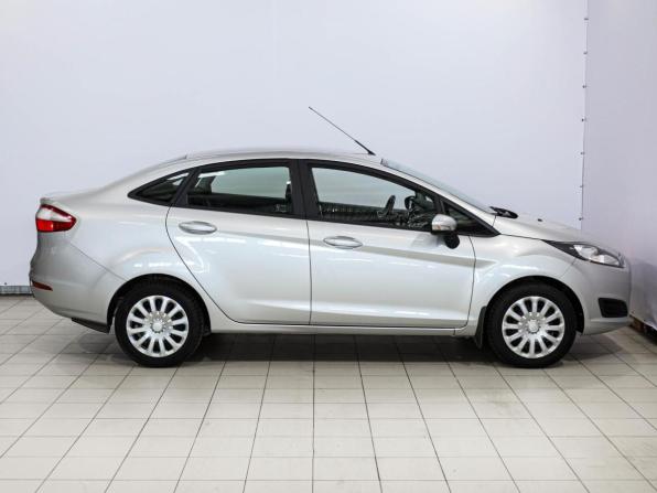 Ford Fiesta Mk6 Рестайлинг с пробегом 2016 года, цена 1 170 000 рублей, 28210 км, седан, Автокод Объявления