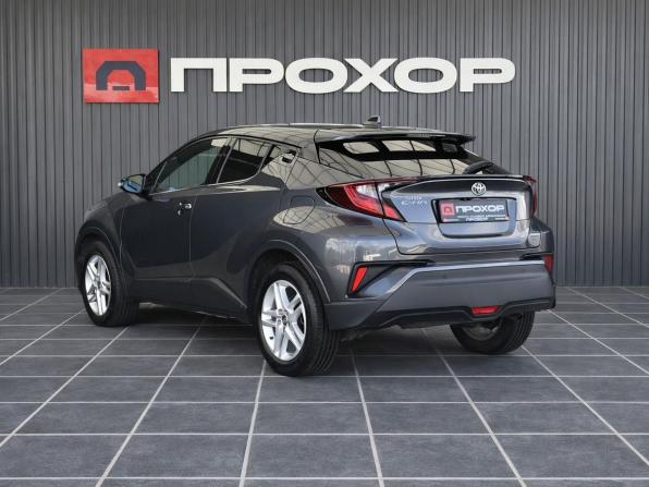 Toyota C-HR I Рестайлинг с пробегом 2020 года, цена 2 297 000 рублей, 97422 км, внедорожник, Автокод Объявления