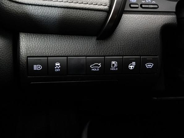 Toyota Camry VIII (XV70) Рестайлинг с пробегом 2021 года, цена 2 949 000 рублей, 135372 км, седан, Автокод Объявления