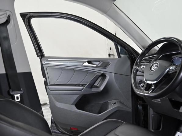 Volkswagen Tiguan II с пробегом 2018 года, цена 1 639 000 рублей, 84971 км, внедорожник, Автокод Объявления