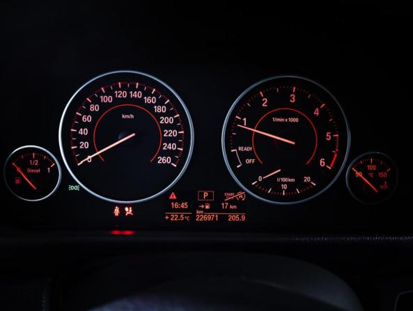 BMW 3 серии VI (F3x) с пробегом 2012 года, цена 1 550 000 рублей, 226971 км, седан, Автокод Объявления