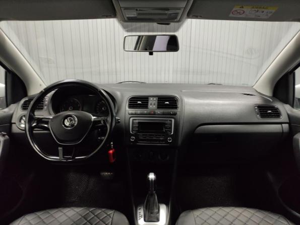 Volkswagen Polo V Рестайлинг с пробегом 2016 года, цена 980 000 рублей, 116455 км, седан, Автокод Объявления