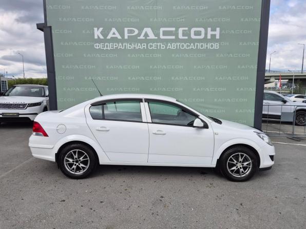Opel Astra H Рестайлинг с пробегом 2010 года, цена 587 000 рублей, 146530 км, седан, Автокод Объявления