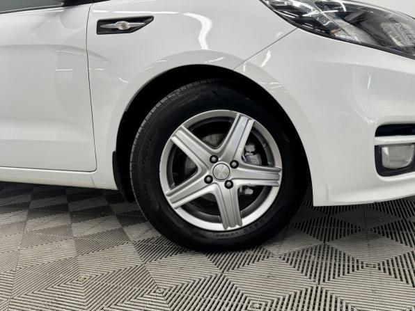 Kia Rio III Рестайлинг с пробегом 2016 года, цена 1 149 000 рублей, 99266 км, седан, Автокод Объявления
