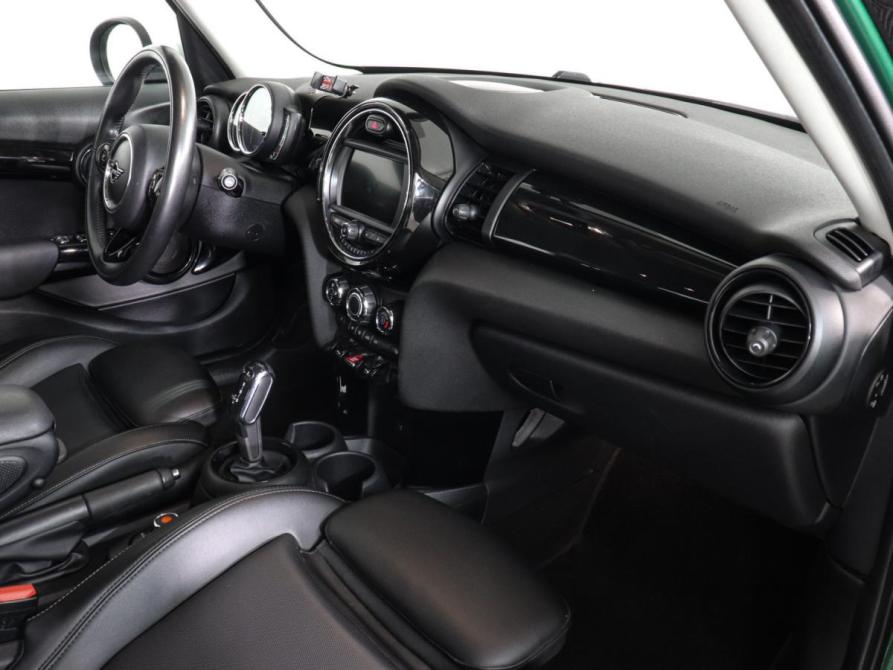 Mini Hatch III (F55/F56) Рестайлинг Химки  - изображение 10