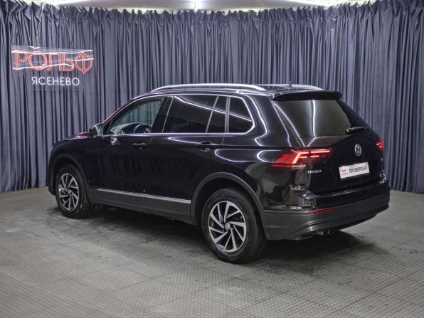 Volkswagen Tiguan II с пробегом 2018 года, цена 2 598 000 рублей, 145553 км, внедорожник, Автокод Объявления