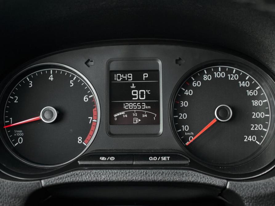 Volkswagen Polo V Рестайлинг Екатеринбург  - изображение 14