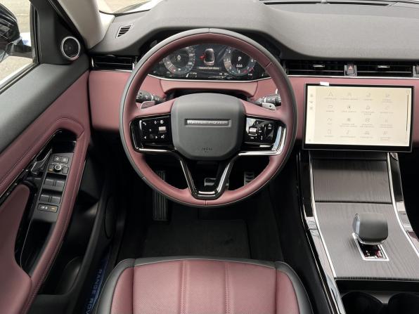 Новый Land Rover Range Rover Evoque II Рестайлинг 2025 года, цена 5 690 000 рублей, внедорожник, Автокод Объявления