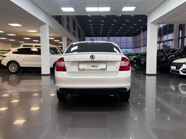 Skoda Rapid I с пробегом 2015 года, цена 795 000 рублей, 162377 км, лифтбек, Автокод Объявления