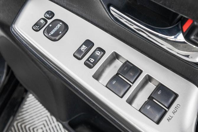 Toyota Prius Alpha I (ZVW40/41) Рестайлинг с пробегом 2014 года, цена 1 299 000 рублей, 210000 км, универсал, Автокод Объявления