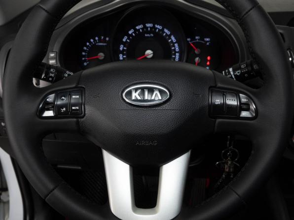 Kia Sportage III с пробегом 2012 года, цена 1 270 000 рублей, 115952 км, внедорожник, Автокод Объявления